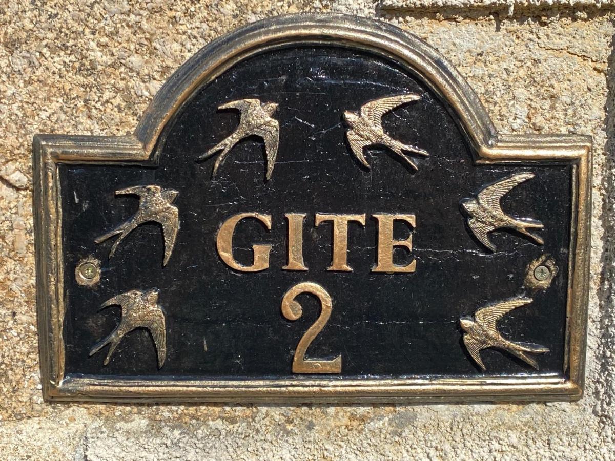 Maison Hirondelles Gites Mezieres-sur-Issoire Exterior photo
